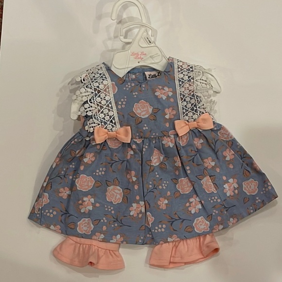 Little Lass Baby 2-Piece Set Blue and Peach Floral Dress with Ruffle Capris